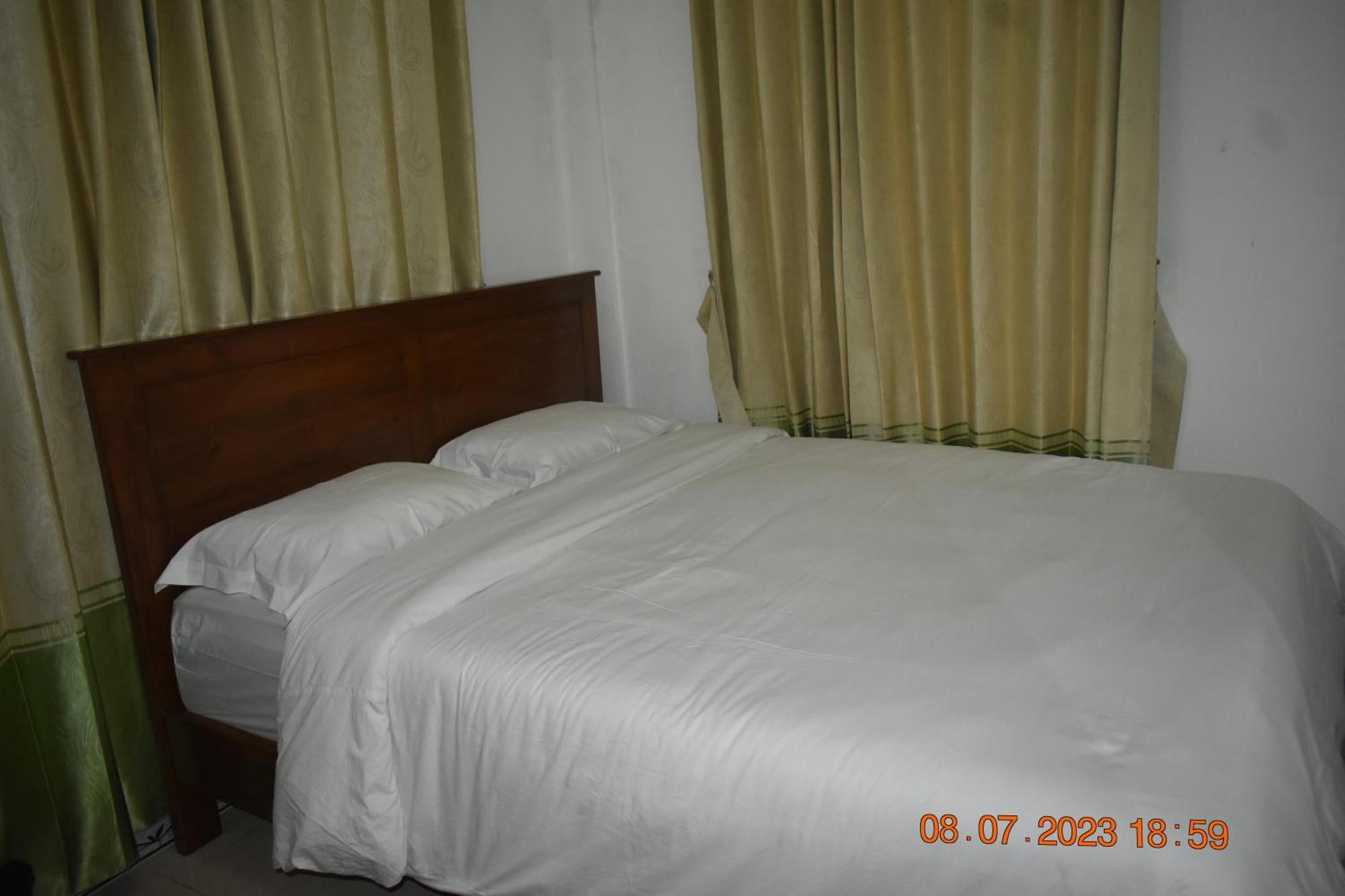 Four-g & Komodo Tour Homestay